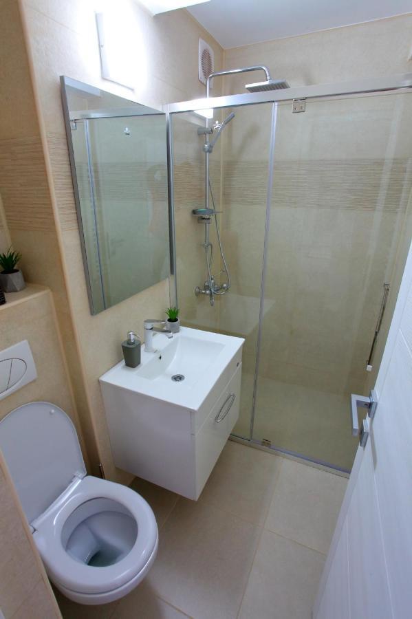 Apartament Delora View Bumbesti-Jiu Kültér fotó
